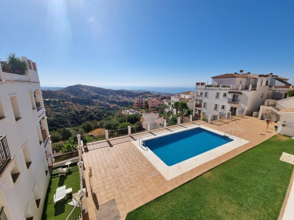 Elegant Apartment With Fantastic Views At The Top Of Calahonda Sitio de Calahonda Exteriér fotografie