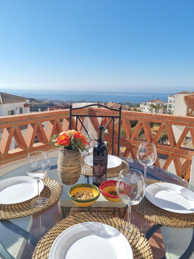 Elegant Apartment With Fantastic Views At The Top Of Calahonda Sitio de Calahonda Exteriér fotografie