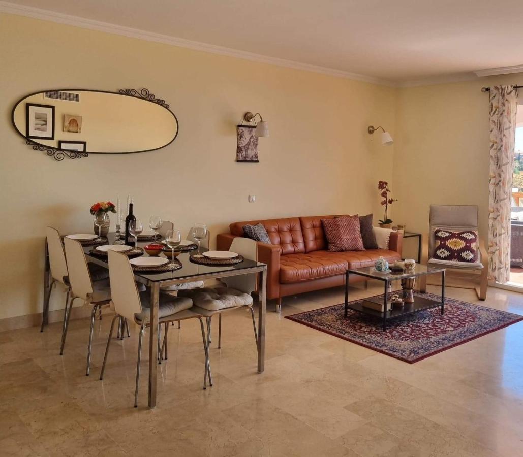 Elegant Apartment With Fantastic Views At The Top Of Calahonda Sitio de Calahonda Exteriér fotografie