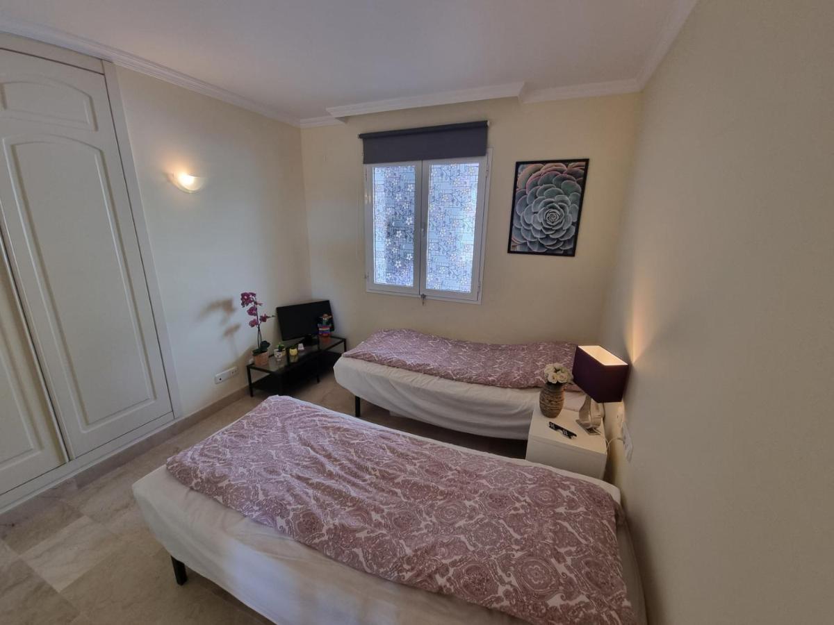 Elegant Apartment With Fantastic Views At The Top Of Calahonda Sitio de Calahonda Exteriér fotografie