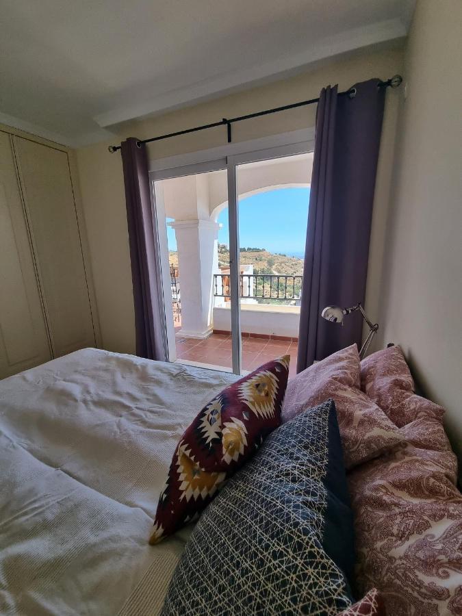 Elegant Apartment With Fantastic Views At The Top Of Calahonda Sitio de Calahonda Exteriér fotografie