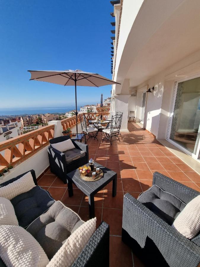 Elegant Apartment With Fantastic Views At The Top Of Calahonda Sitio de Calahonda Exteriér fotografie